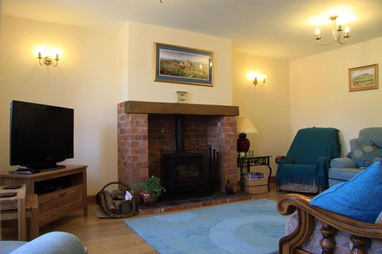 The Granary Self Catering Cottage Shrewsbury Bagian luar foto
