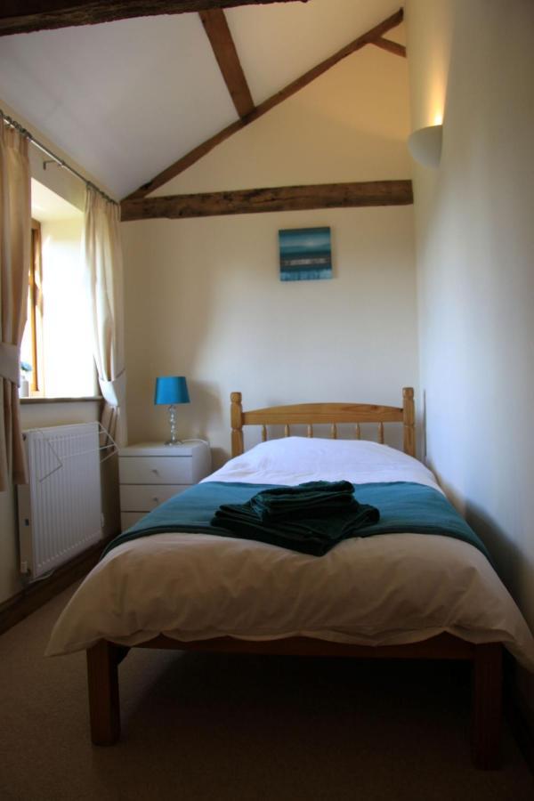 The Granary Self Catering Cottage Shrewsbury Bagian luar foto