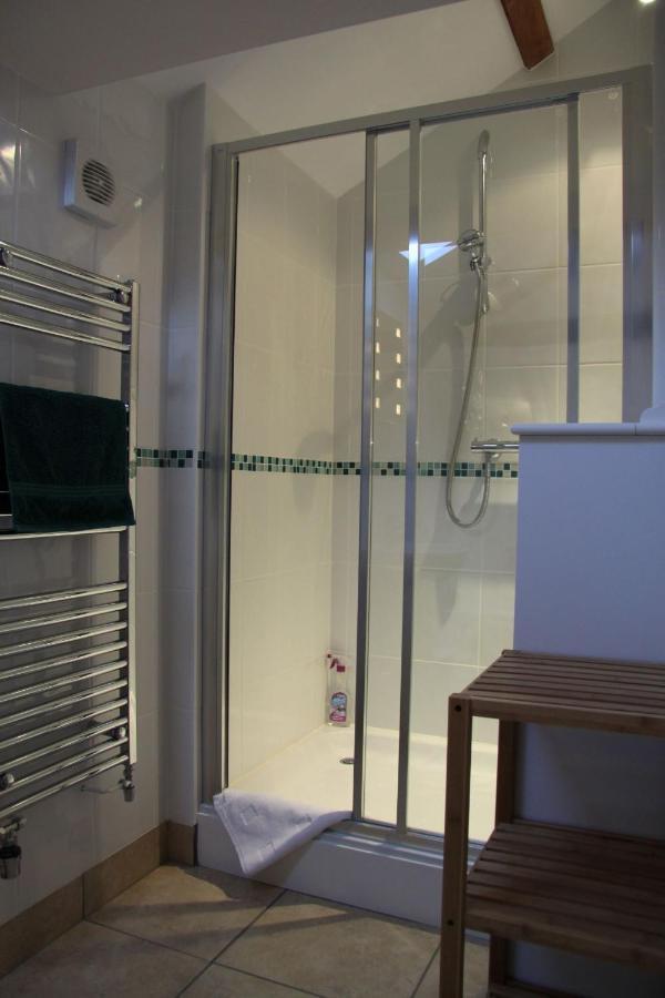 The Granary Self Catering Cottage Shrewsbury Bagian luar foto